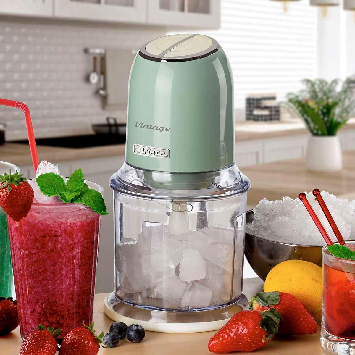 Ariete 438, Triturador e Processador de Alimentos Vintage Verde, 600 ml, 4 Lâminas de Aço Inoxidável, 2 Velocidades + Pulso, 250 Wats - 127V